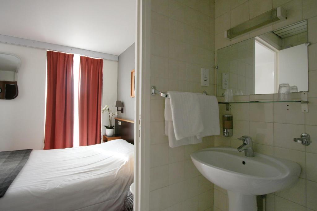Hotel Denfert-Montparnasse Parigi Camera foto