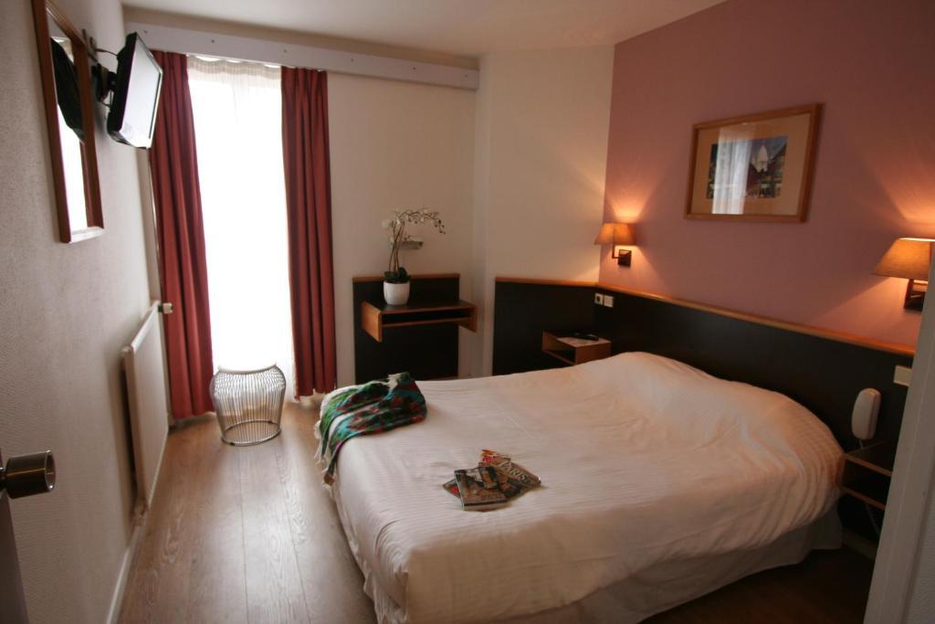 Hotel Denfert-Montparnasse Parigi Esterno foto